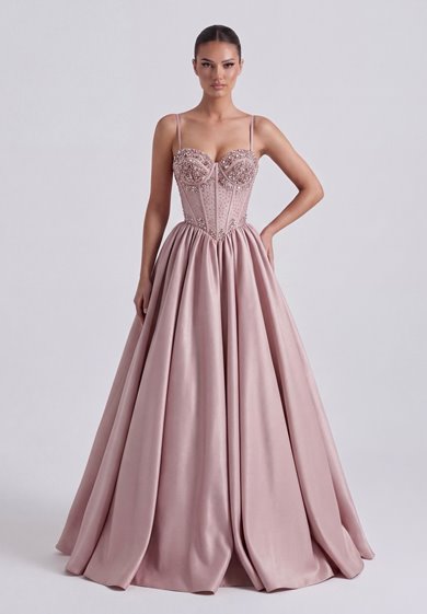 ELIZABETH- różowa, zdobiona, gorsetowa księżniczka