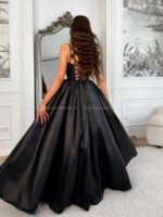 ELIZABETH- różowa, zdobiona, gorsetowa księżniczka