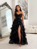 CARMEN-fuksjowa sukienka z wiązaniem