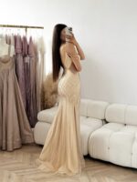 JUDITH - zlota zdobiona suknia z wycieciami w talii