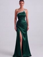 RAQUEL- zielona satynowa sukienka ze zdobieniem