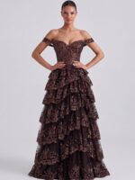 CARMEN-brązowa sukienka z wiązaniem