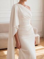 OLIMPIA- asymetryczna, biała suknia,odpinany rękaw